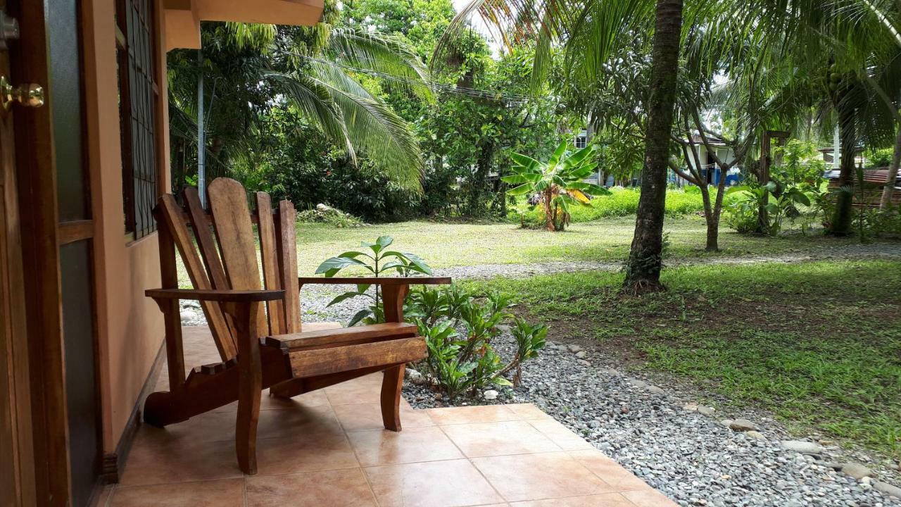 Aparthotel Babilonia Cahuita Esterno foto